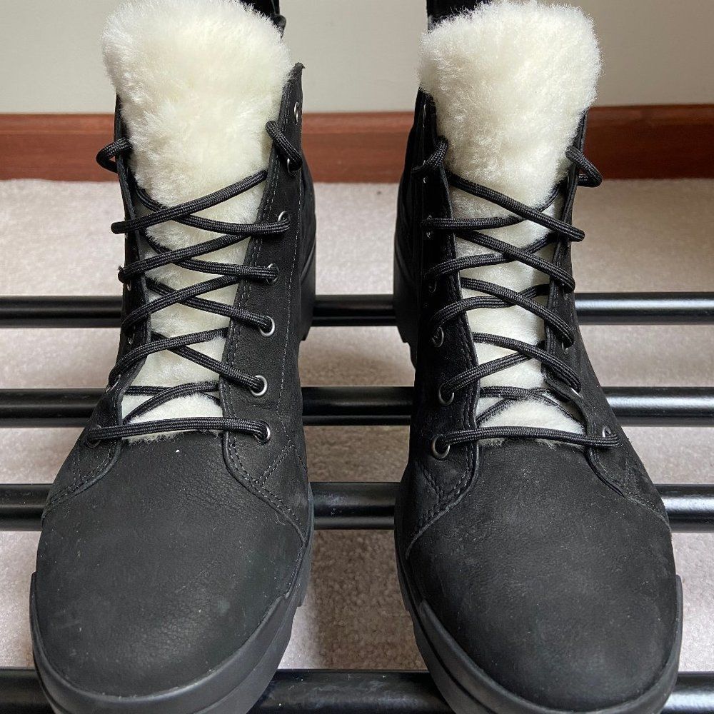 EILEEN FISHER Women Calm Leather Shearling Boots NEW